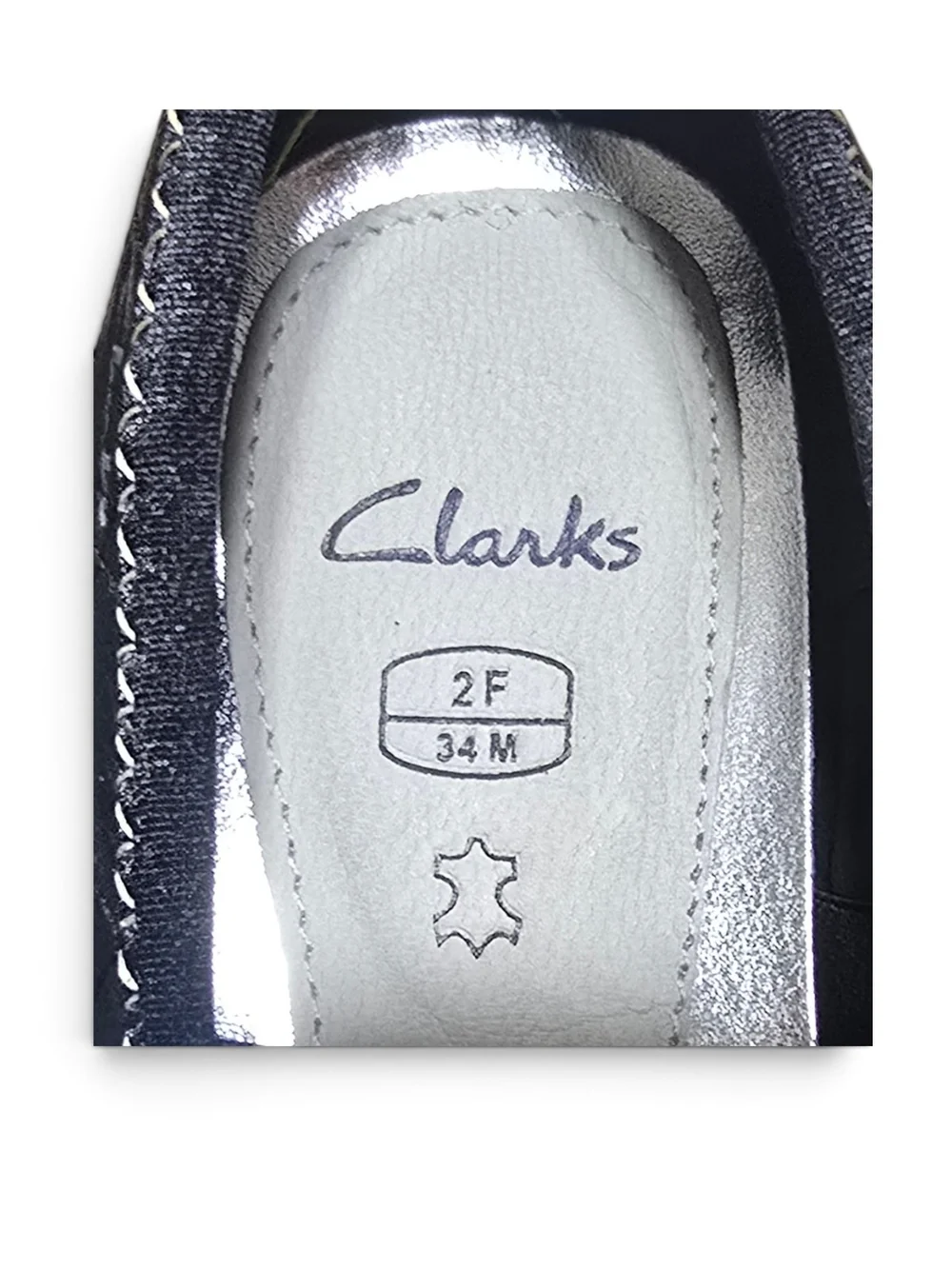 Clarks Kids Black Quilted Leather Mary Jane Flats Patent Toe Size 2.5